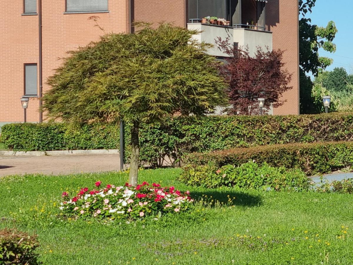 La Casetta Di Grazia E Nino Apartment Buccinasco Exterior foto